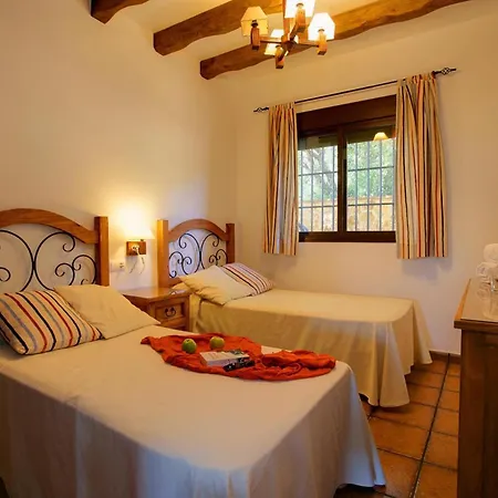 Vila Llanama By Vintage Travel El Gastor